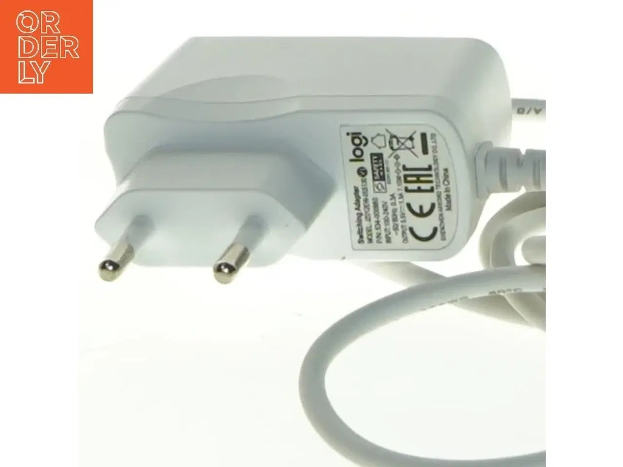 Billede 3 - Oplader med tyndt rundt stik fra Logi (str. 180 cm)