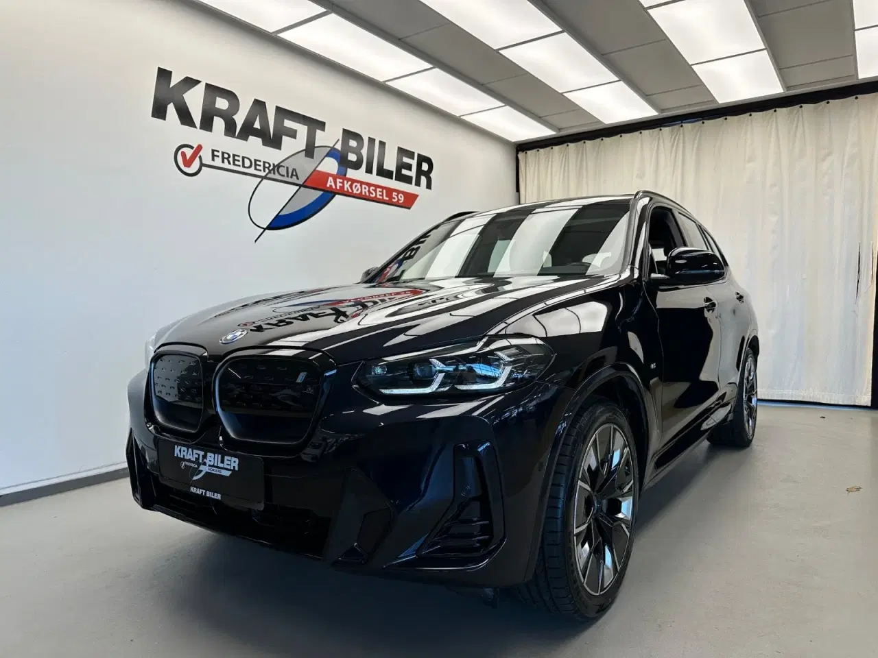 Billede 1 - BMW iX3  Charged M-Sport