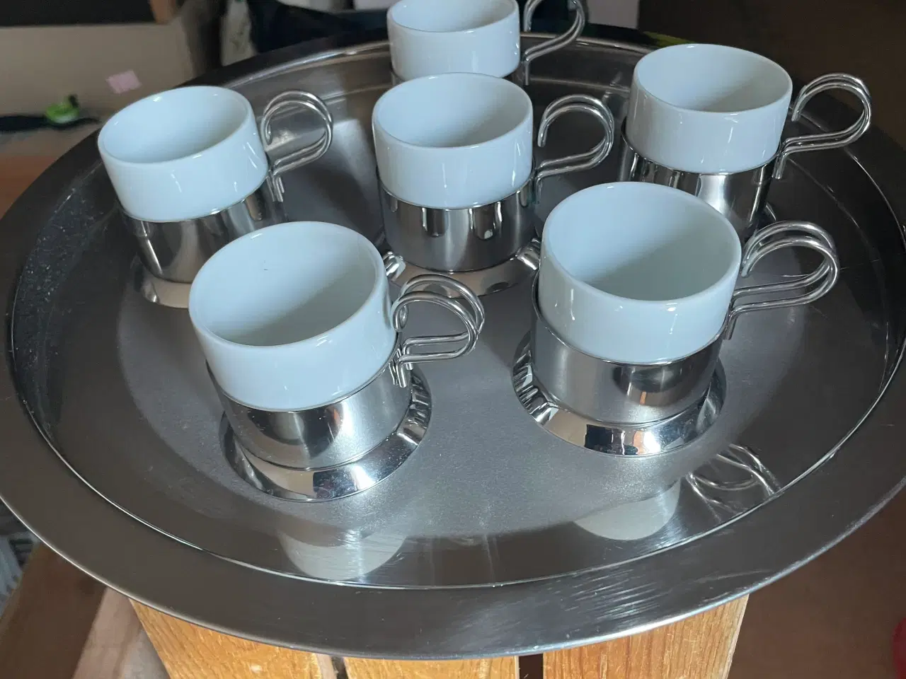 Billede 1 - Serveringsbakke med 6 kopper