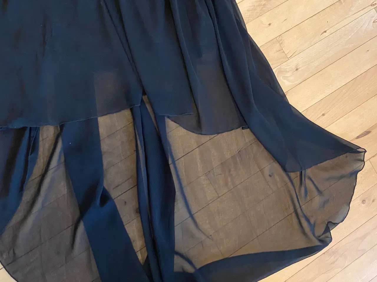 Billede 3 - Gallakjole fra AX Paris 