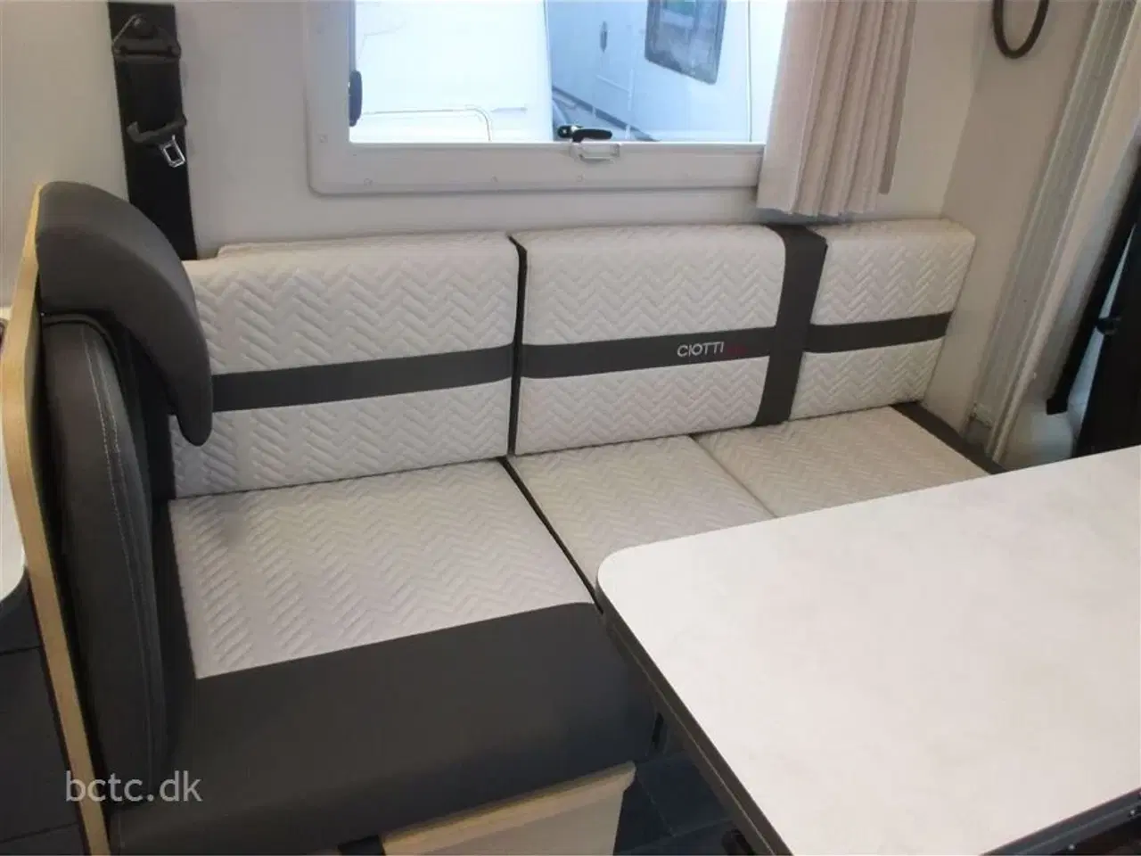 Billede 8 - 2026 - Giottiline Sienna 350 AUT. Premiere Edition