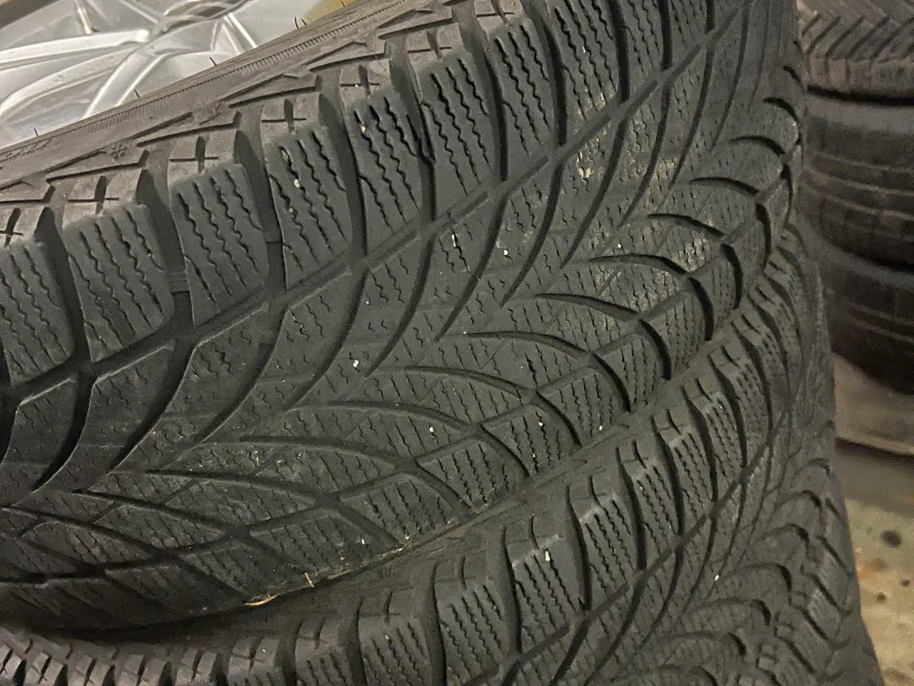 Billede 3 - 215/55-17