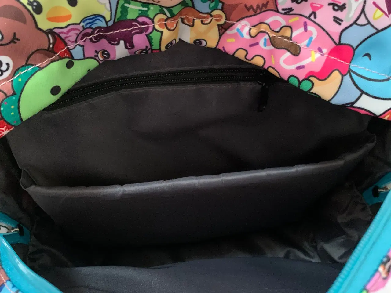 Billede 3 - Skoletaske og lunchbox