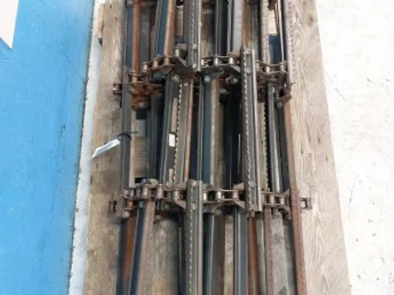 Billede 16 - New Holland CR10.90 Løftekæde 48103500