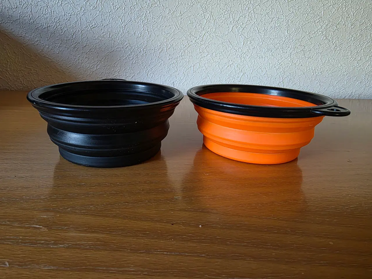 Billede 1 - Foldbar hundeskåle