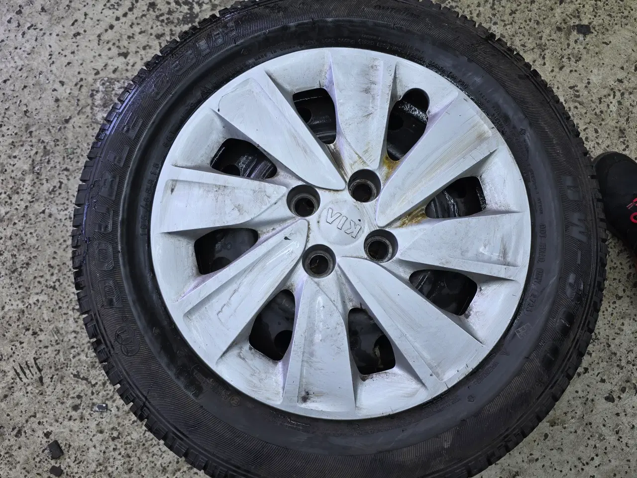 Billede 6 - 4 vinterdæk på stålfælge 185 65 R15 88T