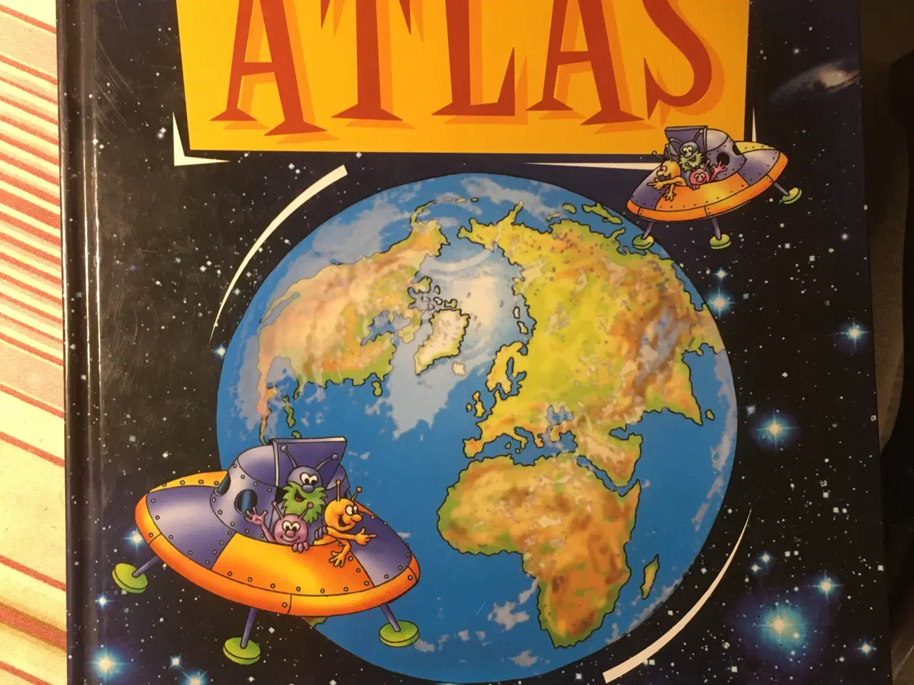 Billede 1 - Bog mit første atlas 