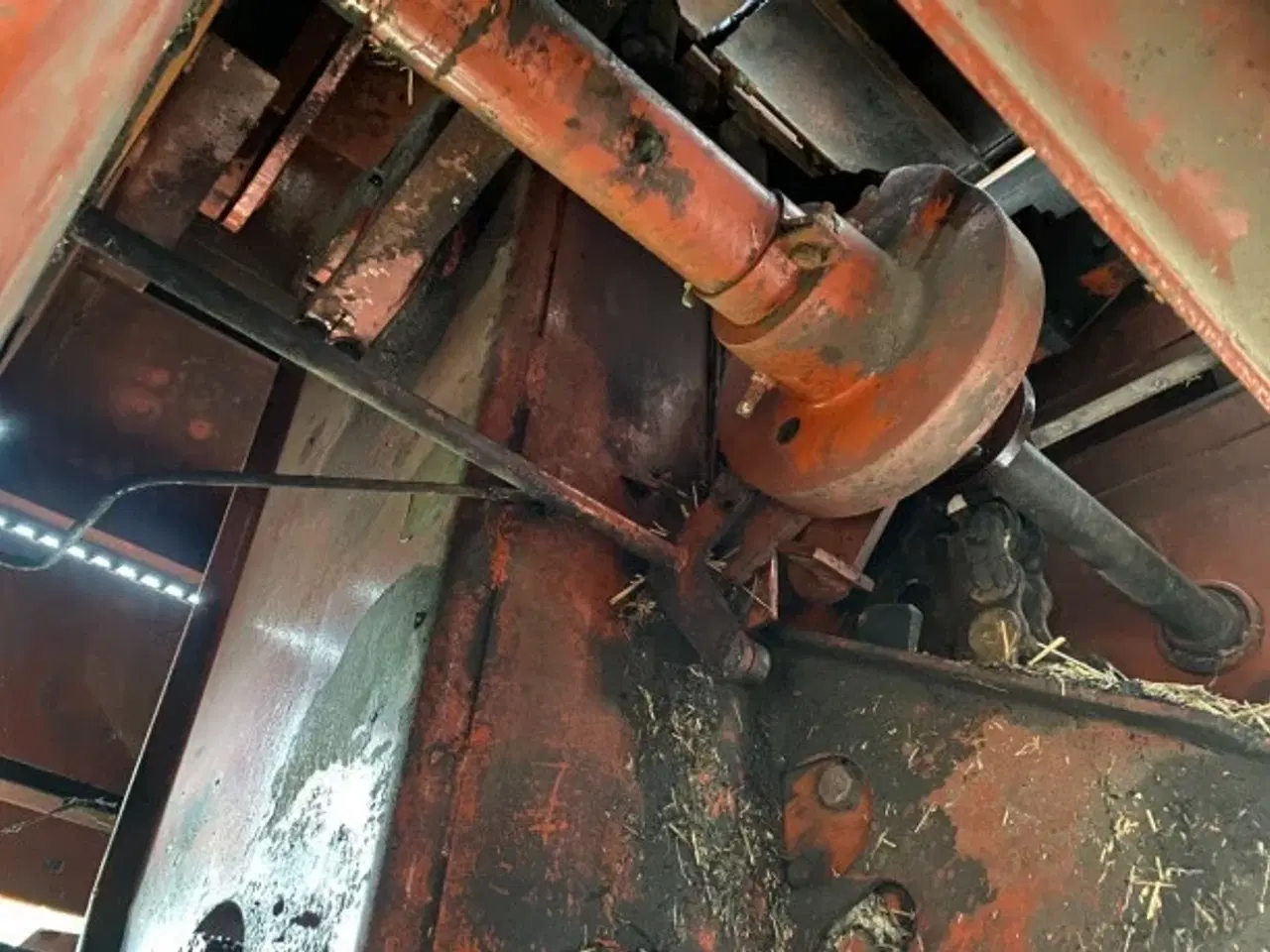 Billede 8 - Hesston 4800 (Sælges i dele/For parts)