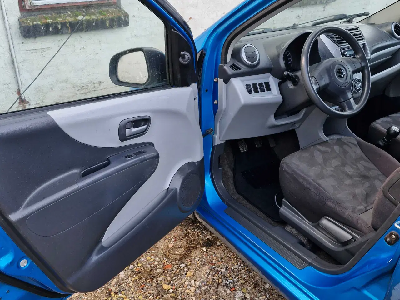 Billede 6 - Fin lille øko bil