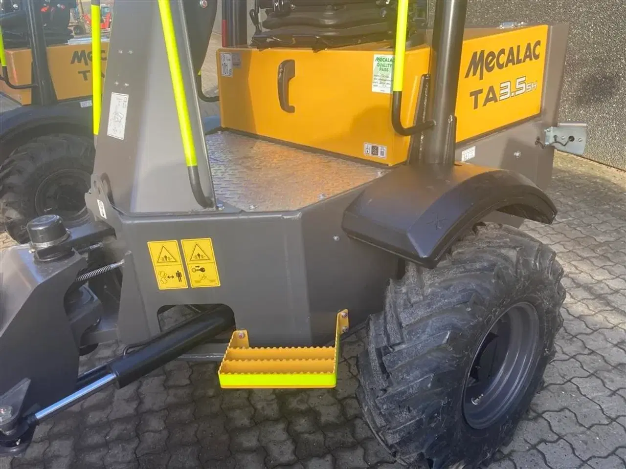 Billede 5 - Mecalac Ta 3.5 seh Knækstyret og med drejelad