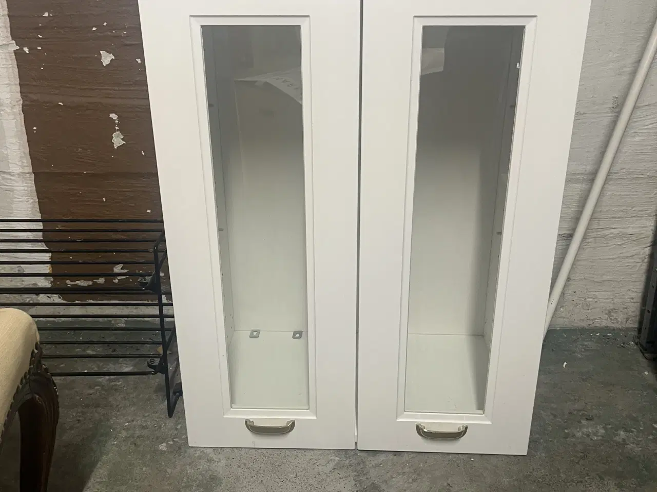 Billede 2 - Daells bolighus vitrine m. Messing håndtag 