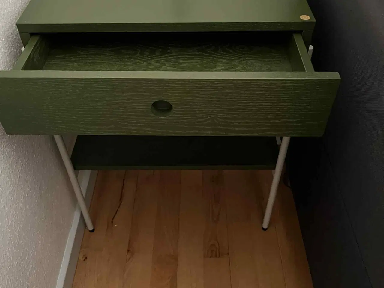 Billede 2 - 2 stk Hübsch Noir sengeborde