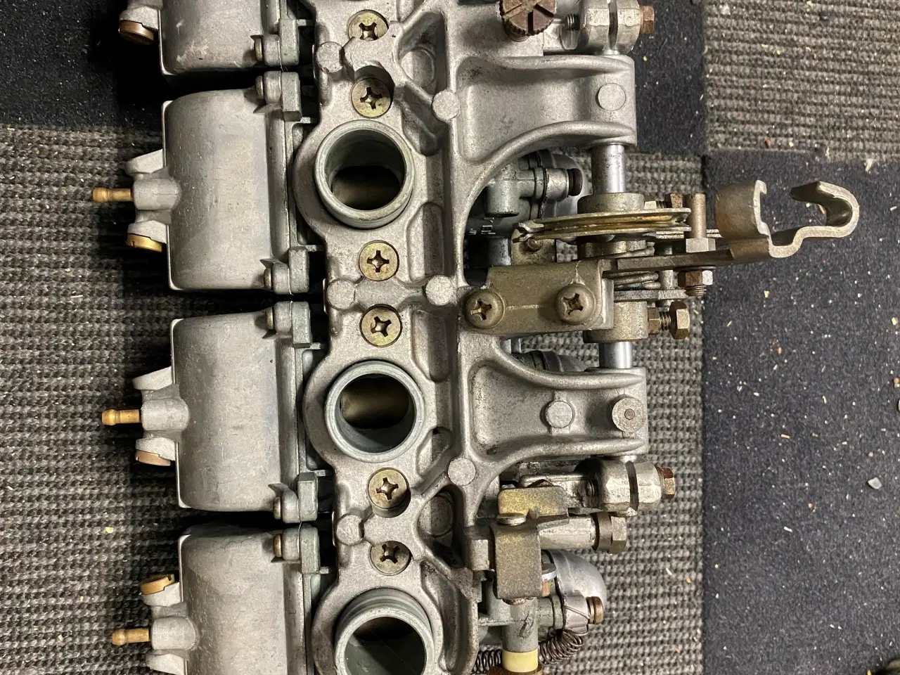 Billede 1 - Karburatorer til Honda CB 400 Four