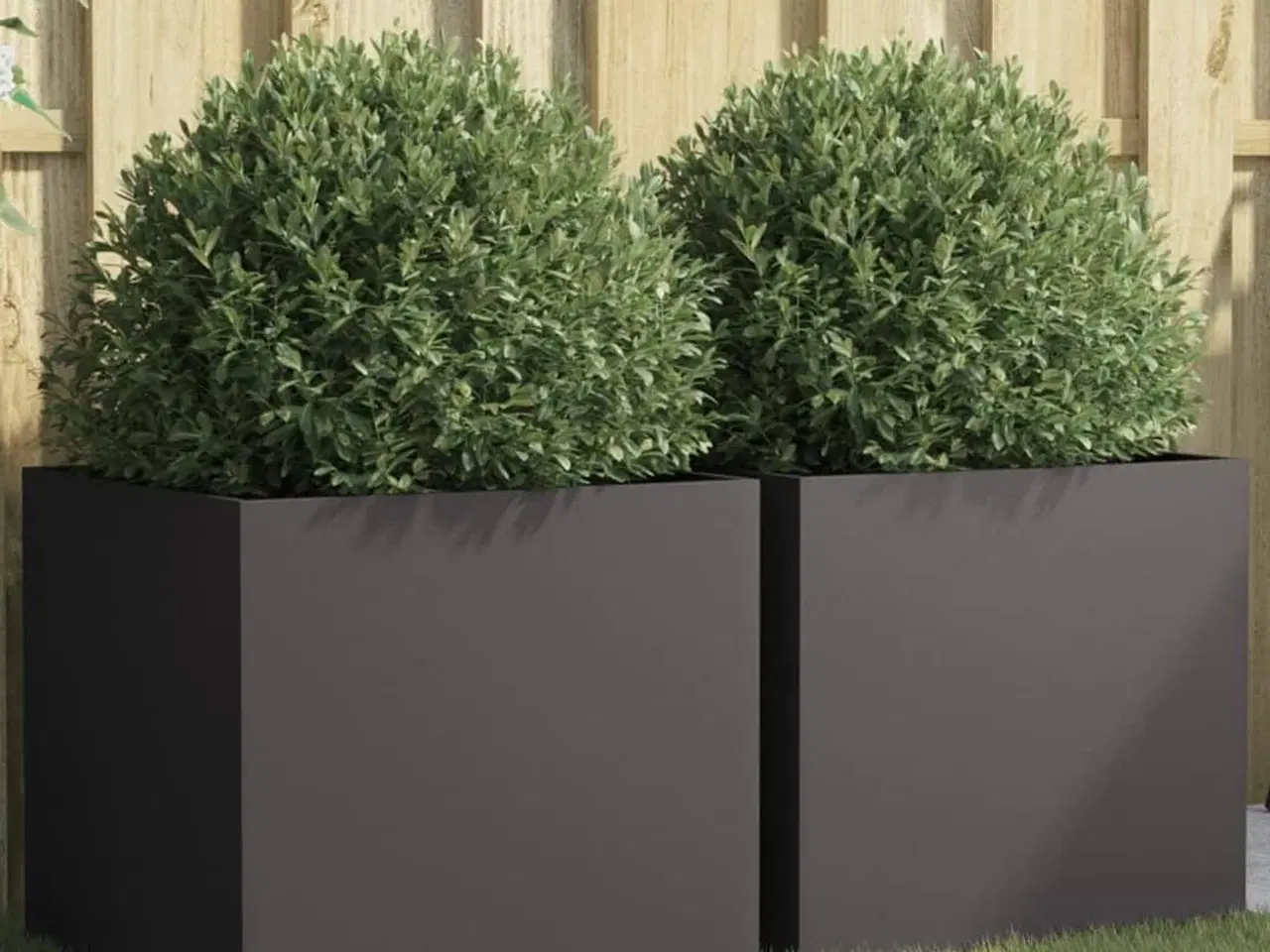 Billede 1 - Plantekasser 2 stk. 49x47x46 cm stål sort