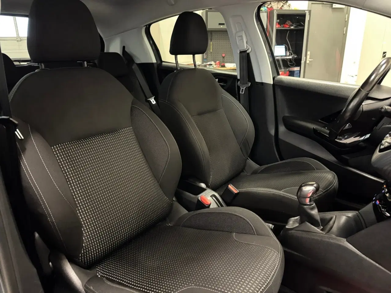 Billede 16 - Peugeot 208 1,2 VTi 82 Allure