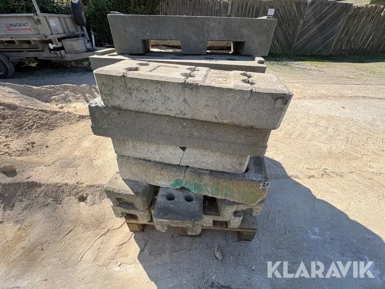 Billede 9 - Byggepladshegn 18 styk og fødder 30 styk