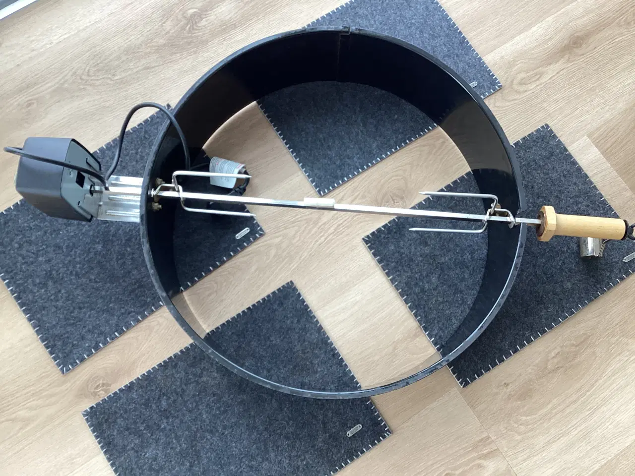 Billede 6 - Weber Rotisserie til 57 cm grill