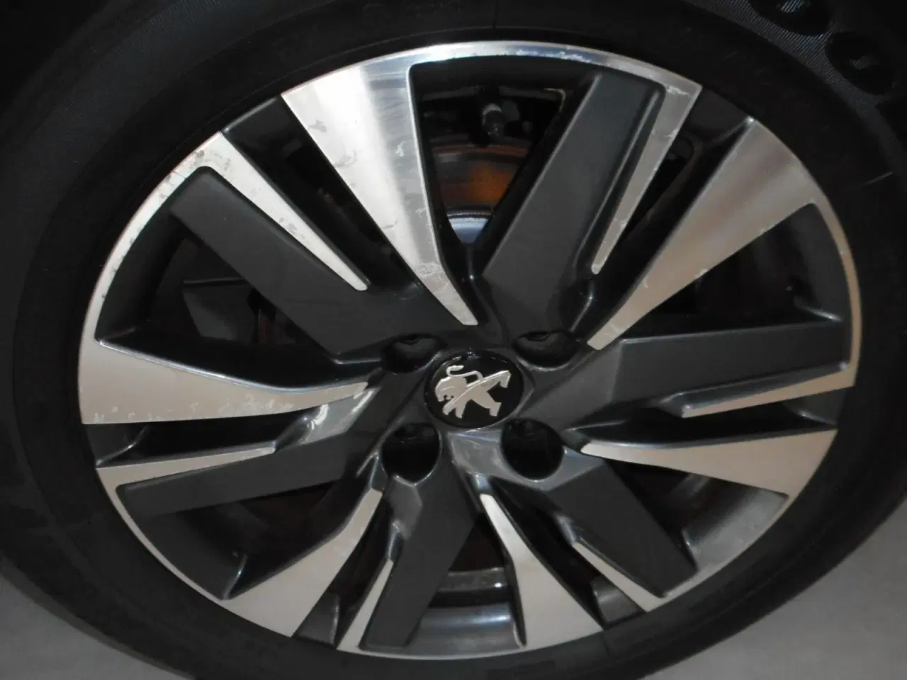 Billede 16 - Peugeot 2008 1,5 BlueHDi 100 Allure Sky