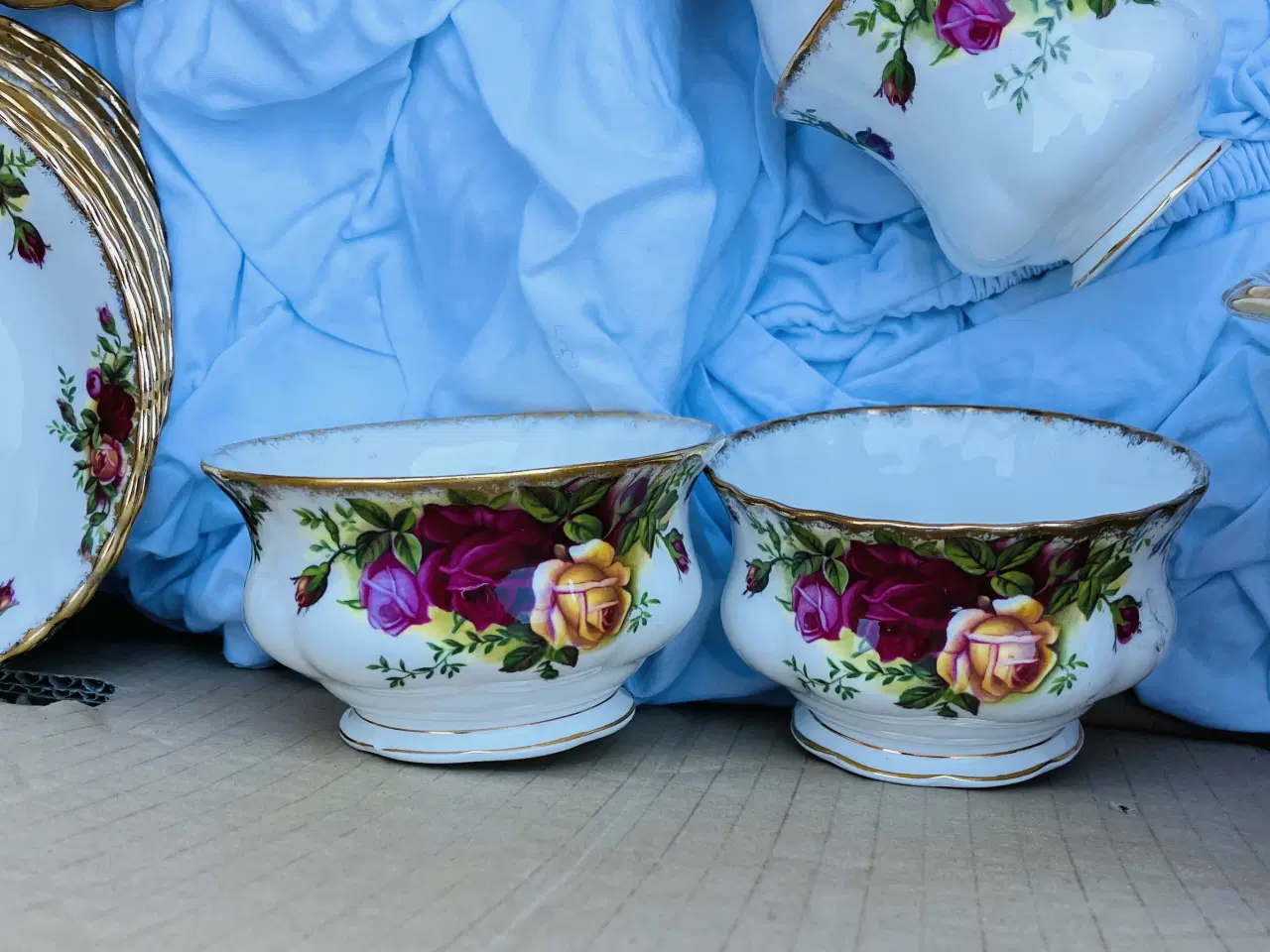 Billede 5 - Smukt kaffe/The stel  af Royal Albert 'Old Country