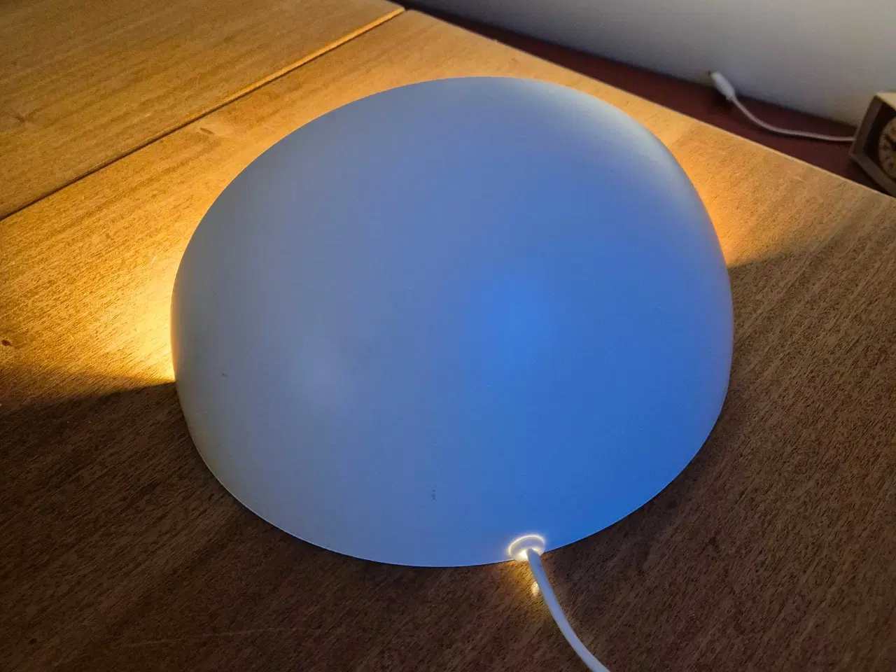 Billede 4 - Fin mathvid uplight væglampe fra Lyfa