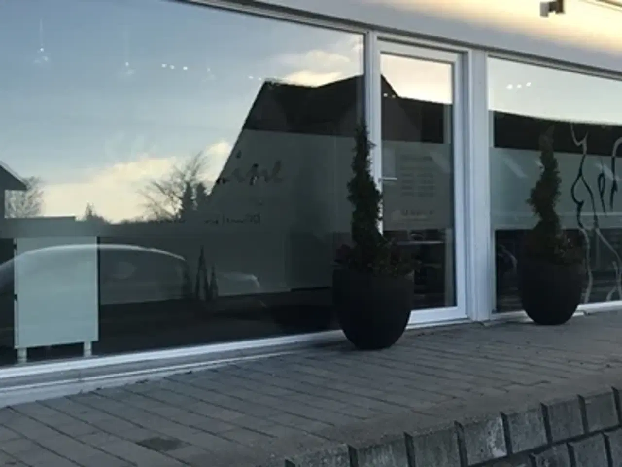 Billede 1 - Butikslokale/Kontor/Klinik/Showroom