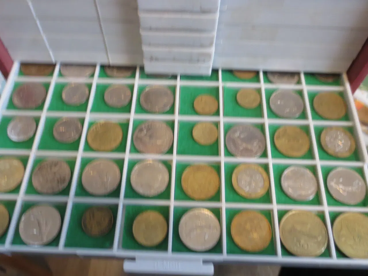 Billede 8 - Div Mønter fra forskellige lande