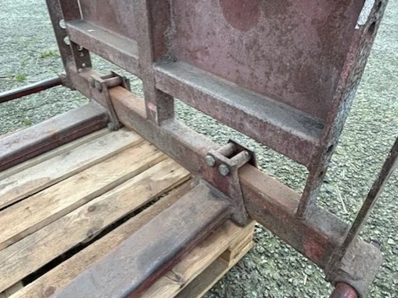 Billede 4 - Fleksibel pallegaffel / ballespyd