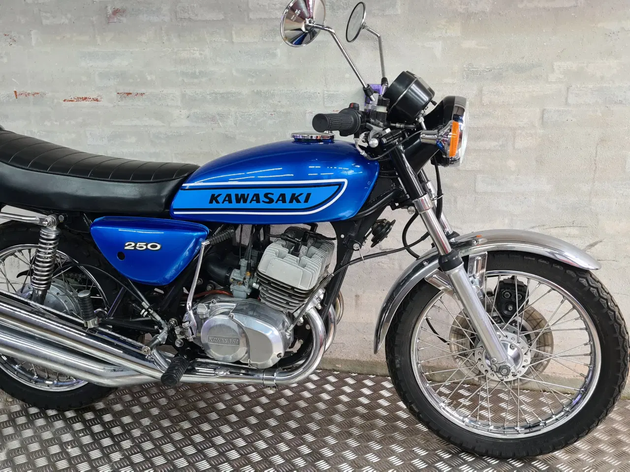 Billede 1 - Kawasaki S1 250/350 årg 1976