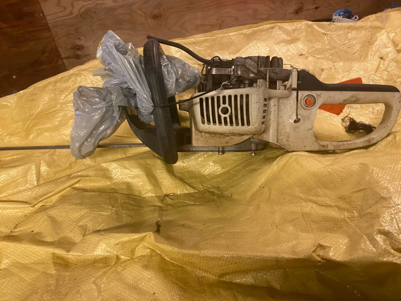 Billede 2 - Defekt Hækkeklipper (kørt uden olie)