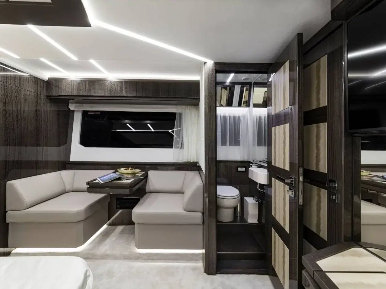 Billede 10 - Galeon 650 SKYDECK