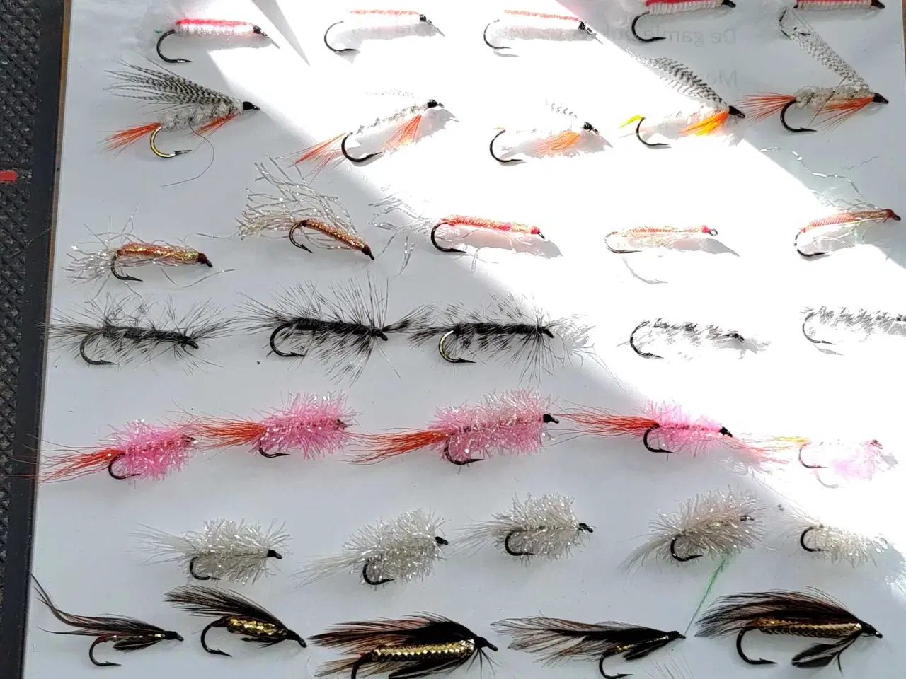 Billede 1 - Kystfluer 55 Styks. Størrelse 6 & 8.
