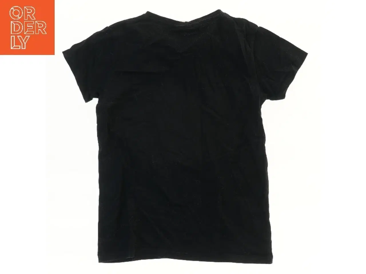 Billede 2 - Sort T-shirt med tryk fra Sofie Schnoor (str. 140)