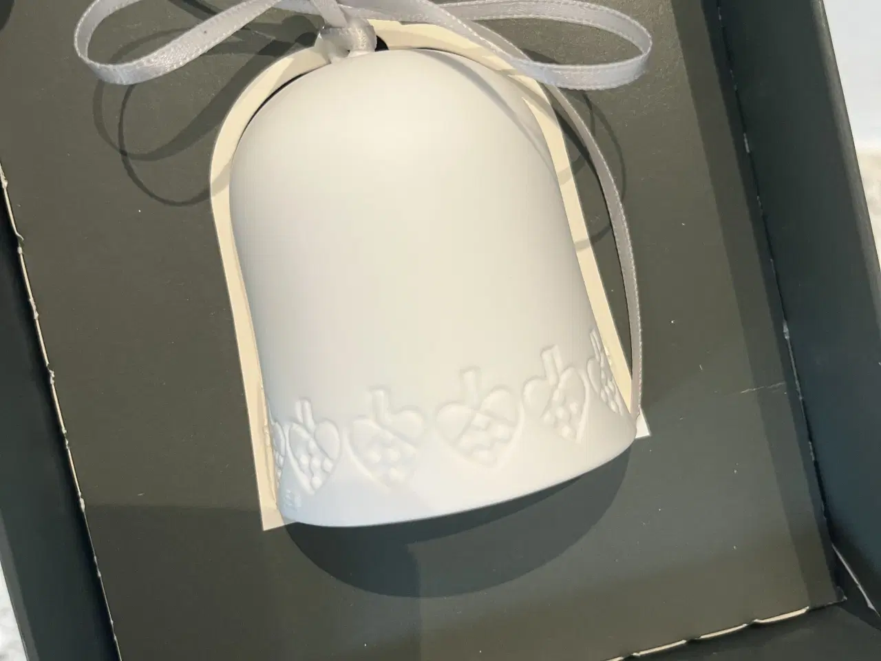 Billede 3 - Juleklokke Royal Copenhagen 