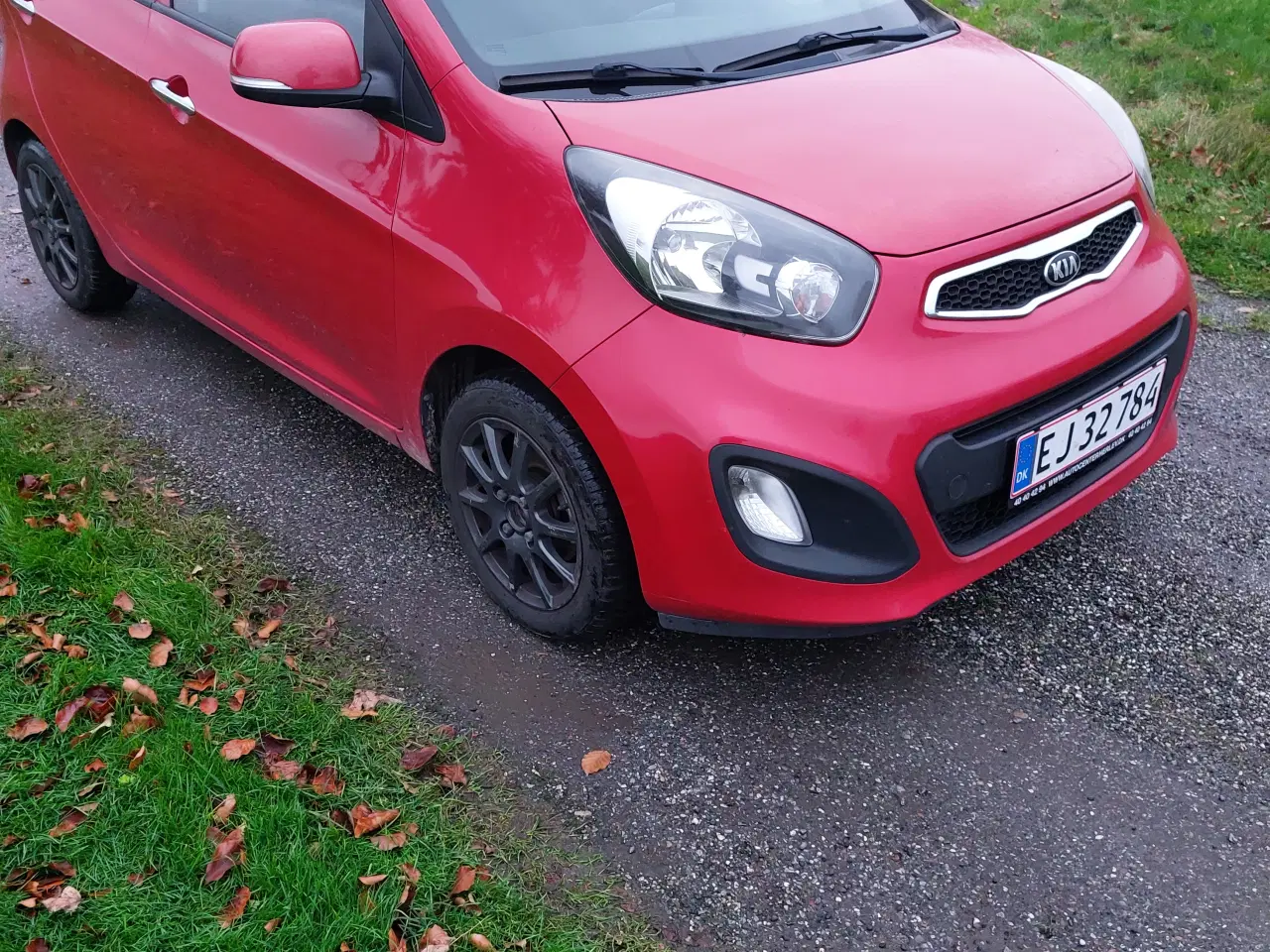 Billede 2 - Bilen har kun kørt 149000. "Defekt motor".