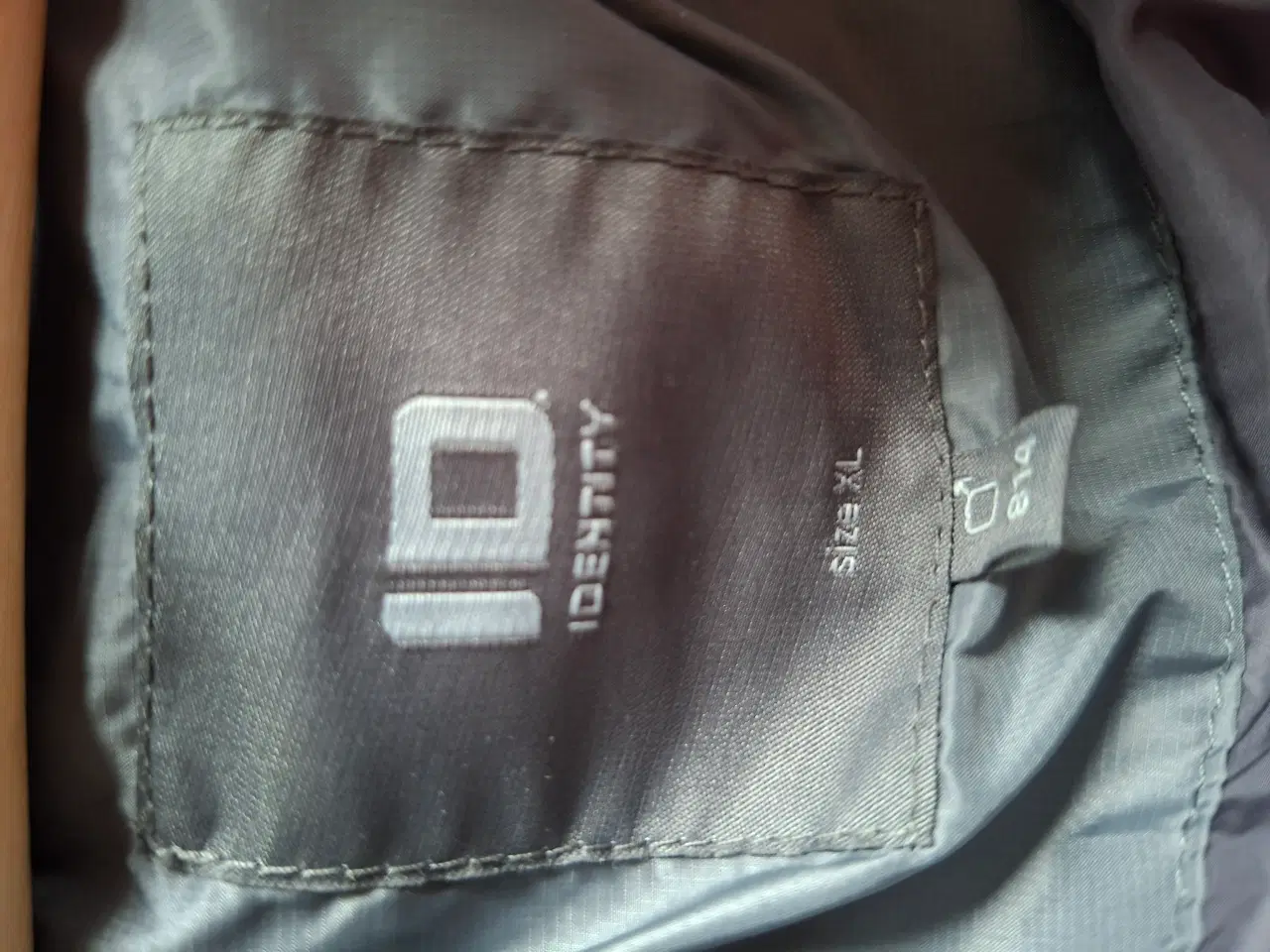 Billede 2 - Overgangs jakke kort