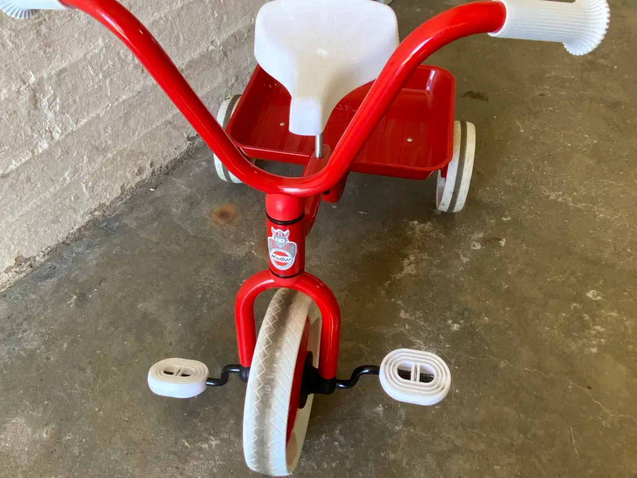 Billede 1 - Trehjulet cykel i rød 