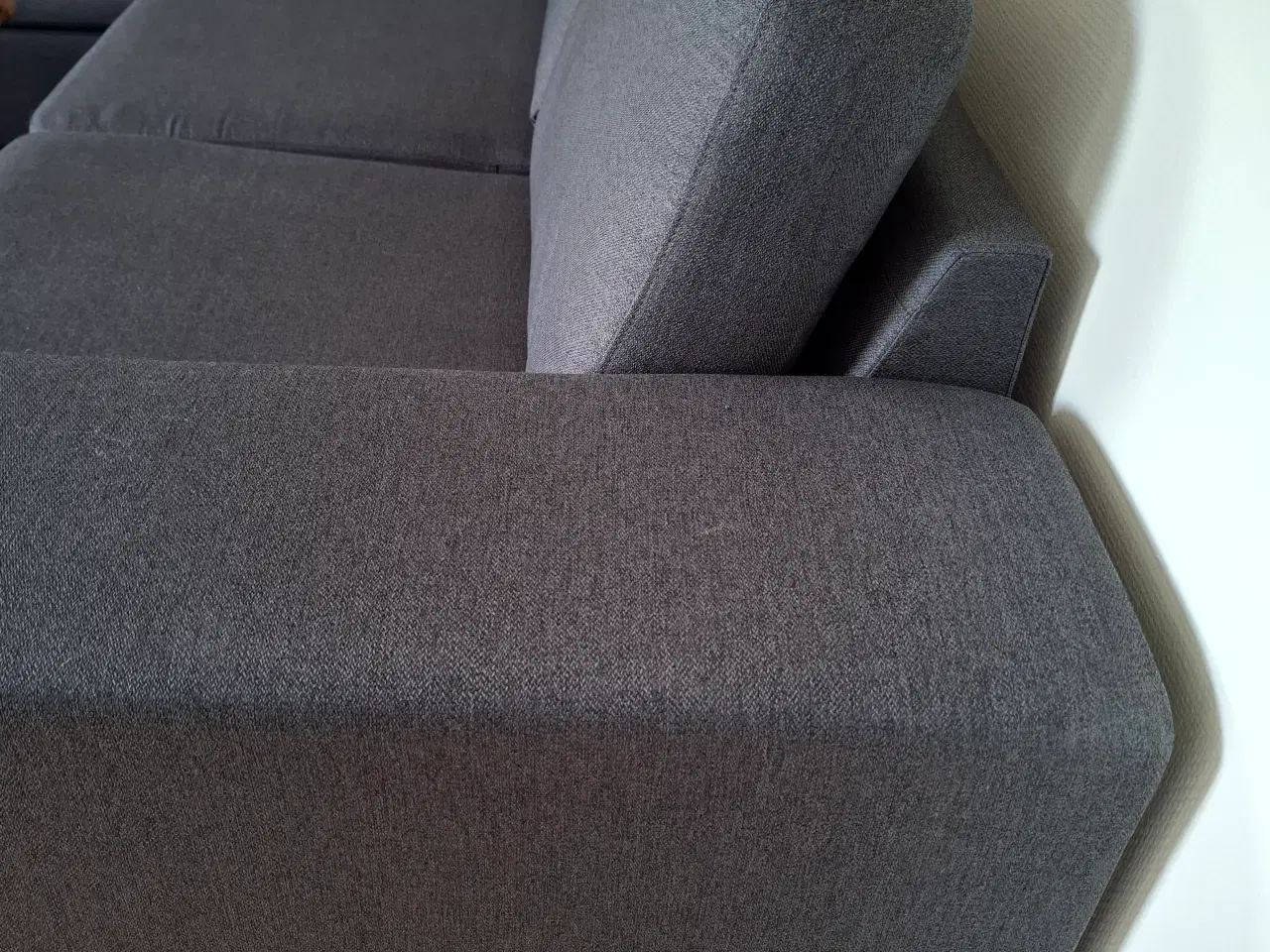 Billede 3 - Hjørnesofa, stor og magelig.