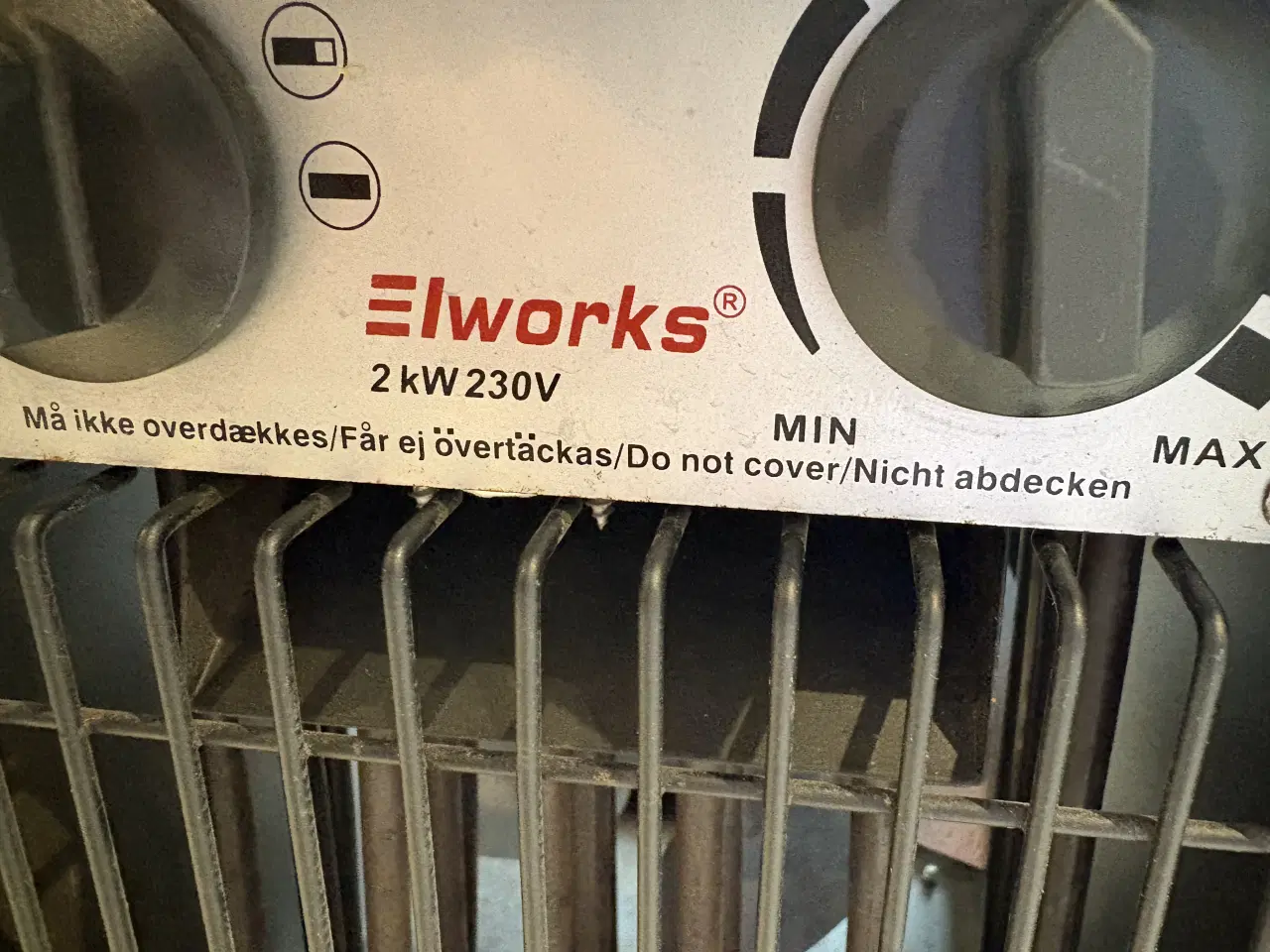 Billede 2 - Elworks varmeblæser 2000W sort