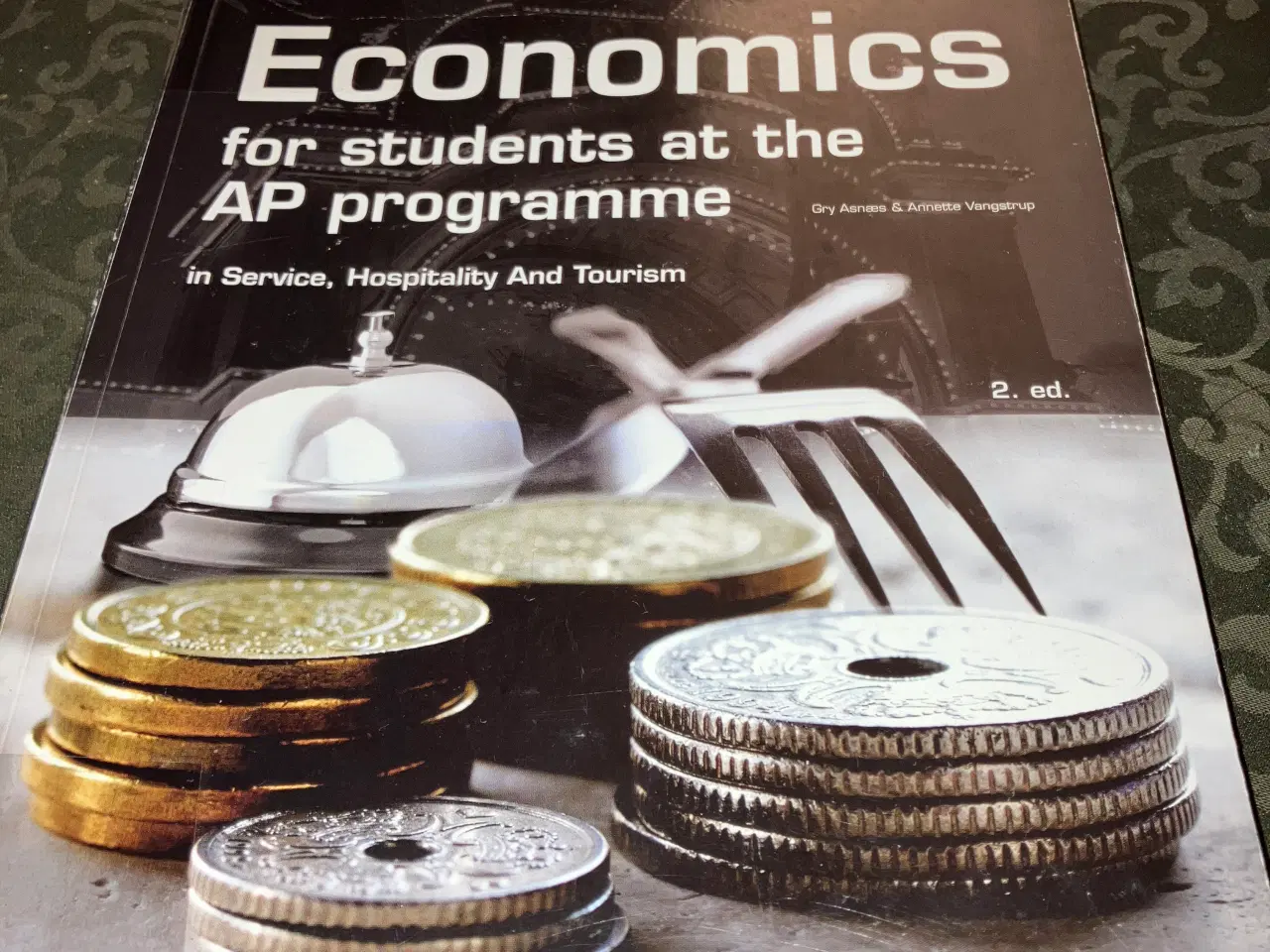 Billede 3 - Økonomi og jura bøger