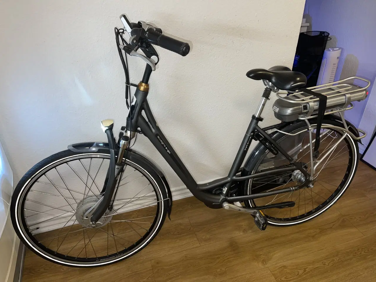 Billede 1 - flot batavus allegro e go dame elcykel 28" 7 gear.