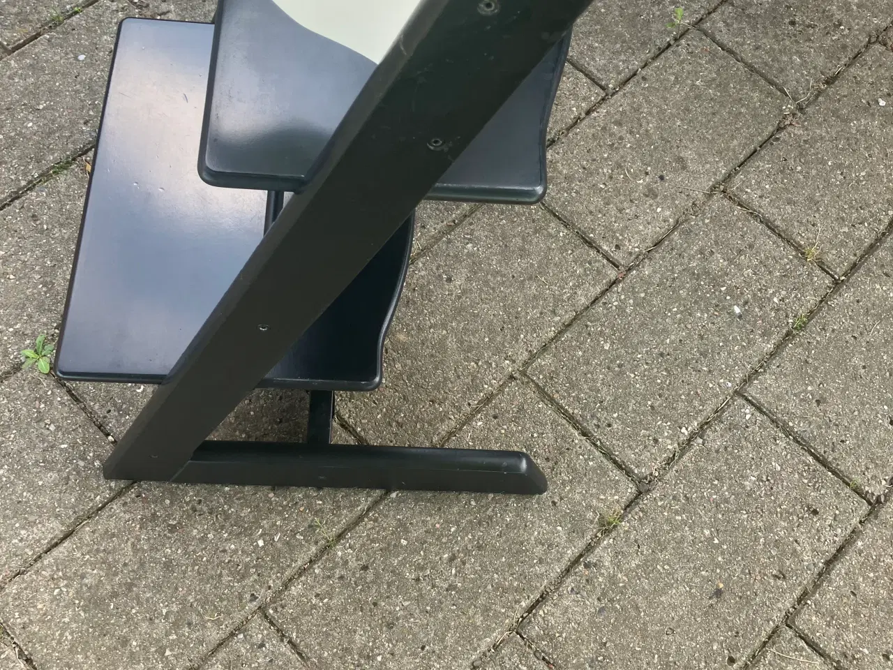 Billede 4 - Sort stokkestol m tilbehør