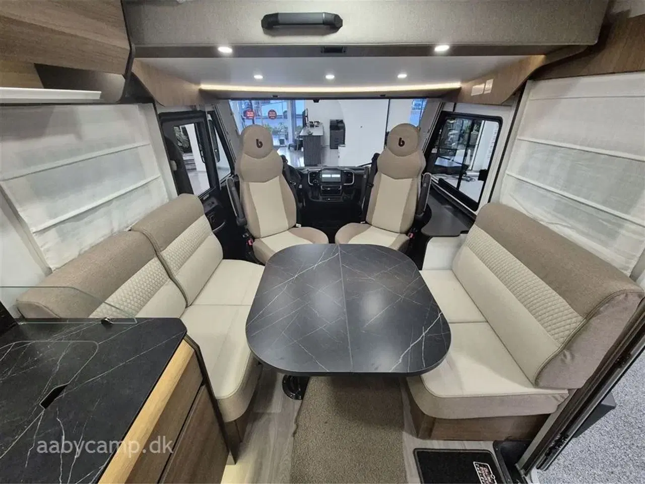 Billede 7 - 2026 - Benimar Amphitryon 967   Top model Fra Benimar med Alde Centralvarme