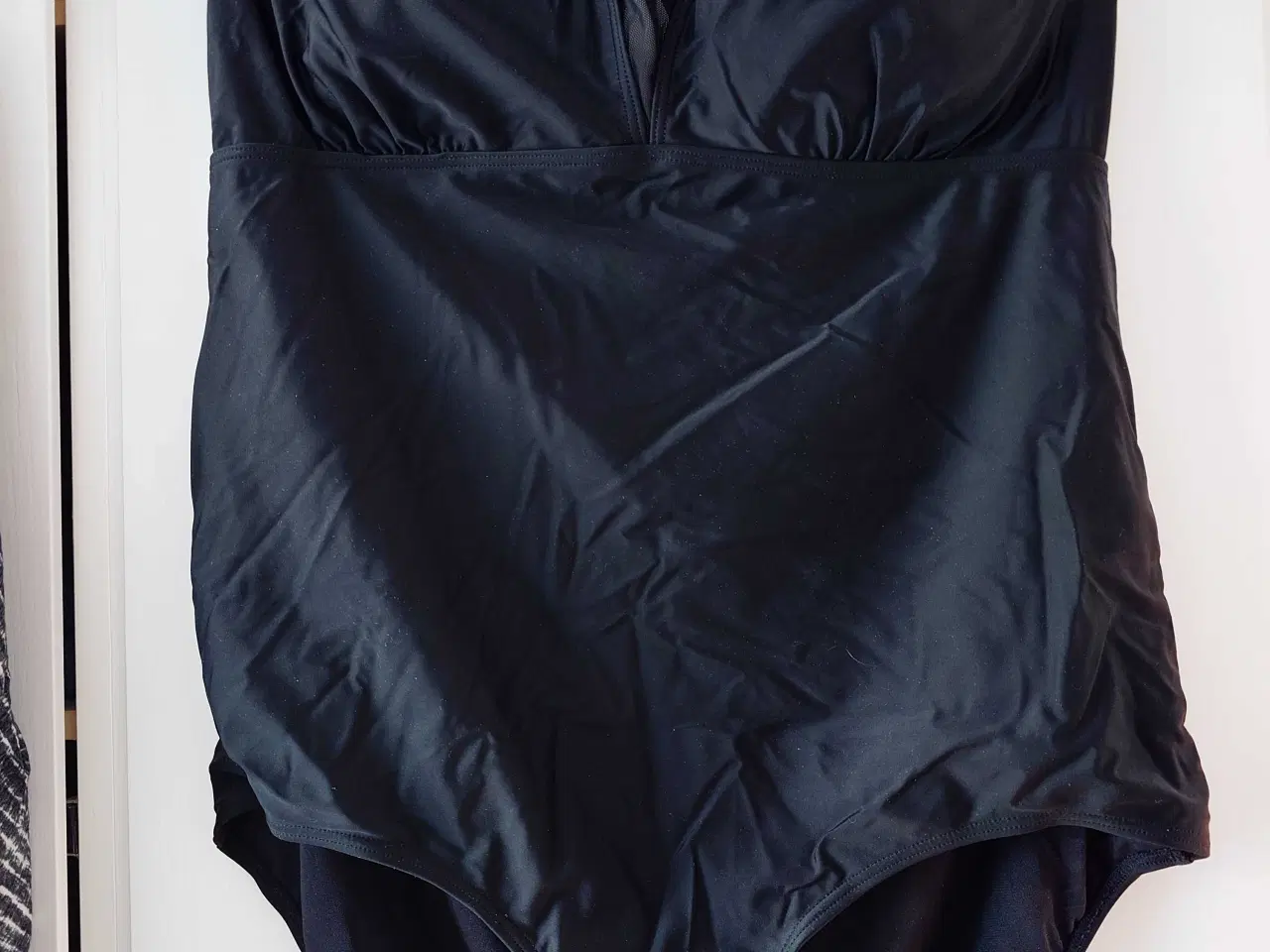 Billede 4 - Lækker badedragt 