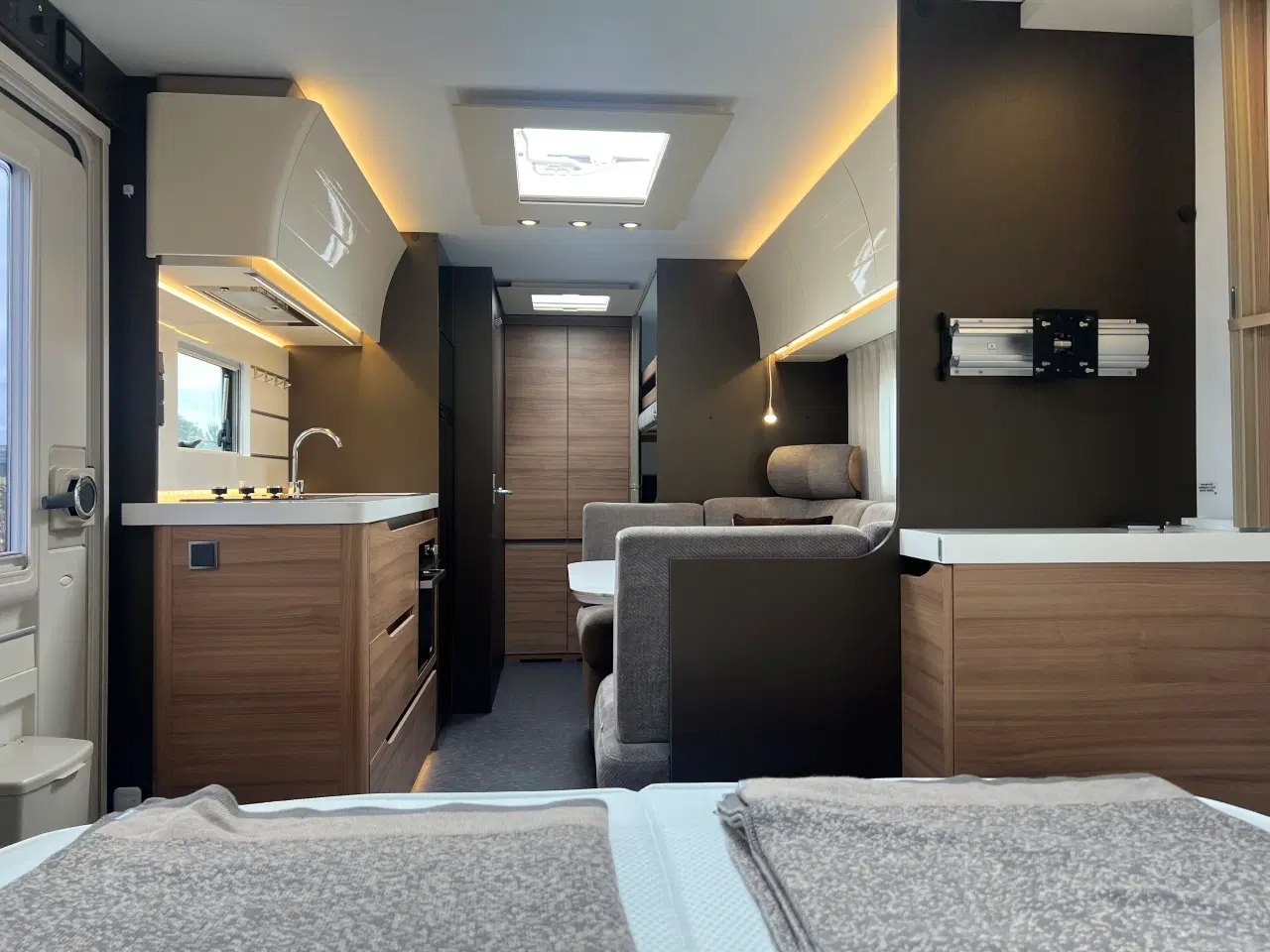 Billede 9 - Adria Alpina 663pt 2021 køjevogn