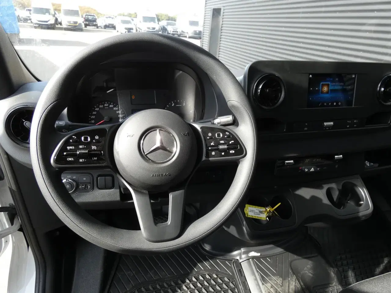 Billede 10 - Mercedes-Benz Sprinter 317 2,0 D BROBIL MED ÅBENBAR SIDE RWD 9G-Tronic 170HK Ladv./Chas. Aut.