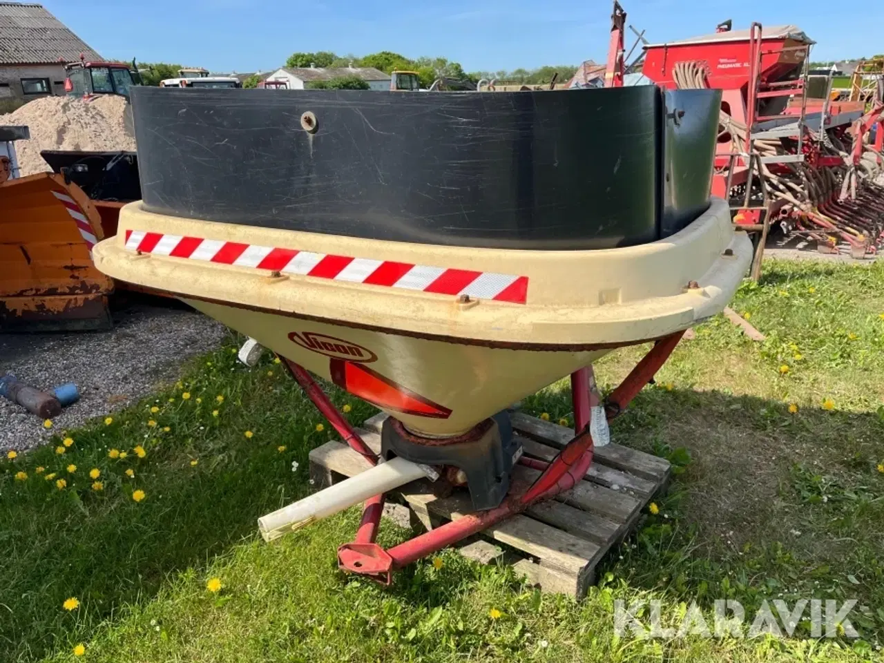 Billede 1 - Gødningsspreder / saltspreder Vicon - 1400kg