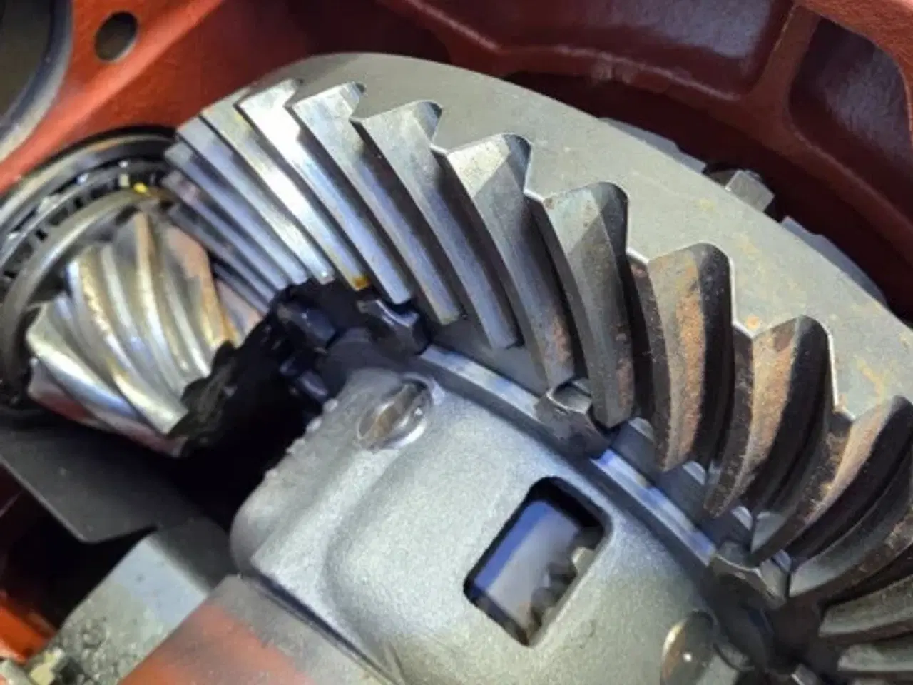 Billede 16 - New Holland M135 Bagtøj 5173156