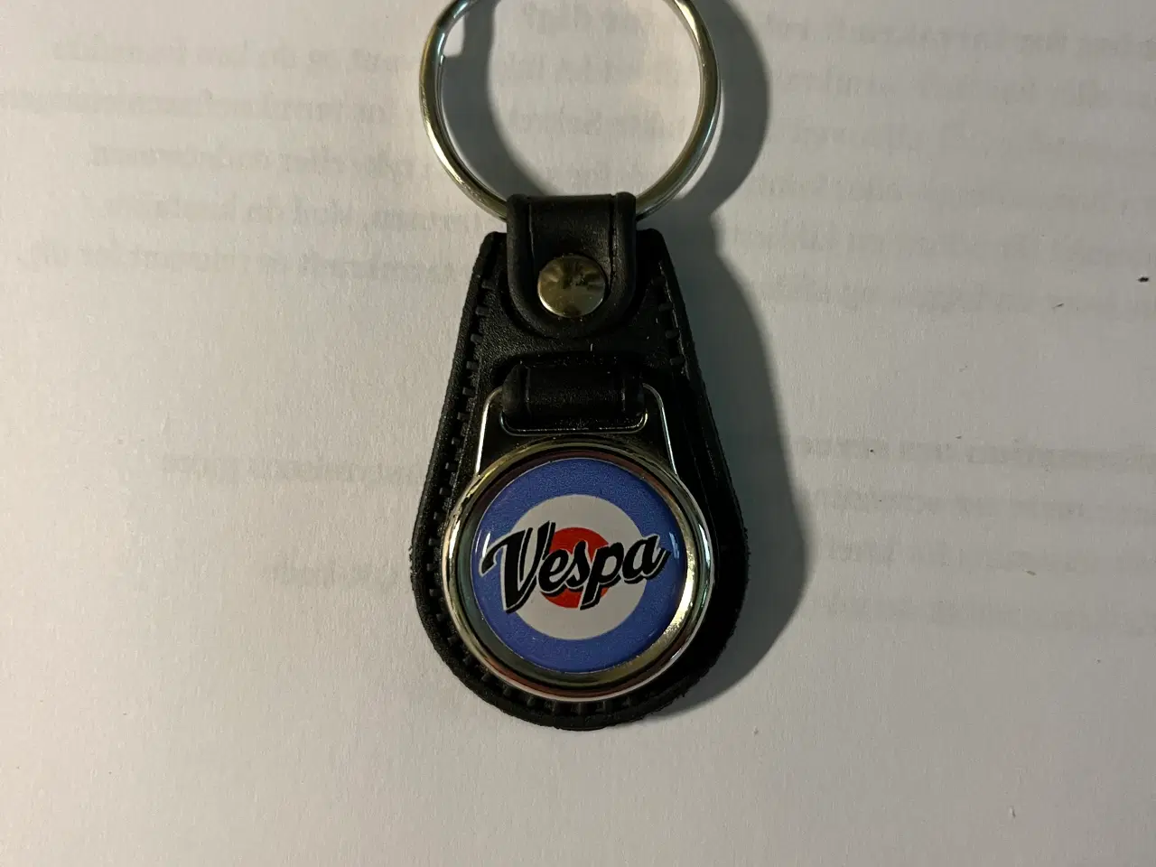 Billede 3 - VESPA Nøglering / emblem.