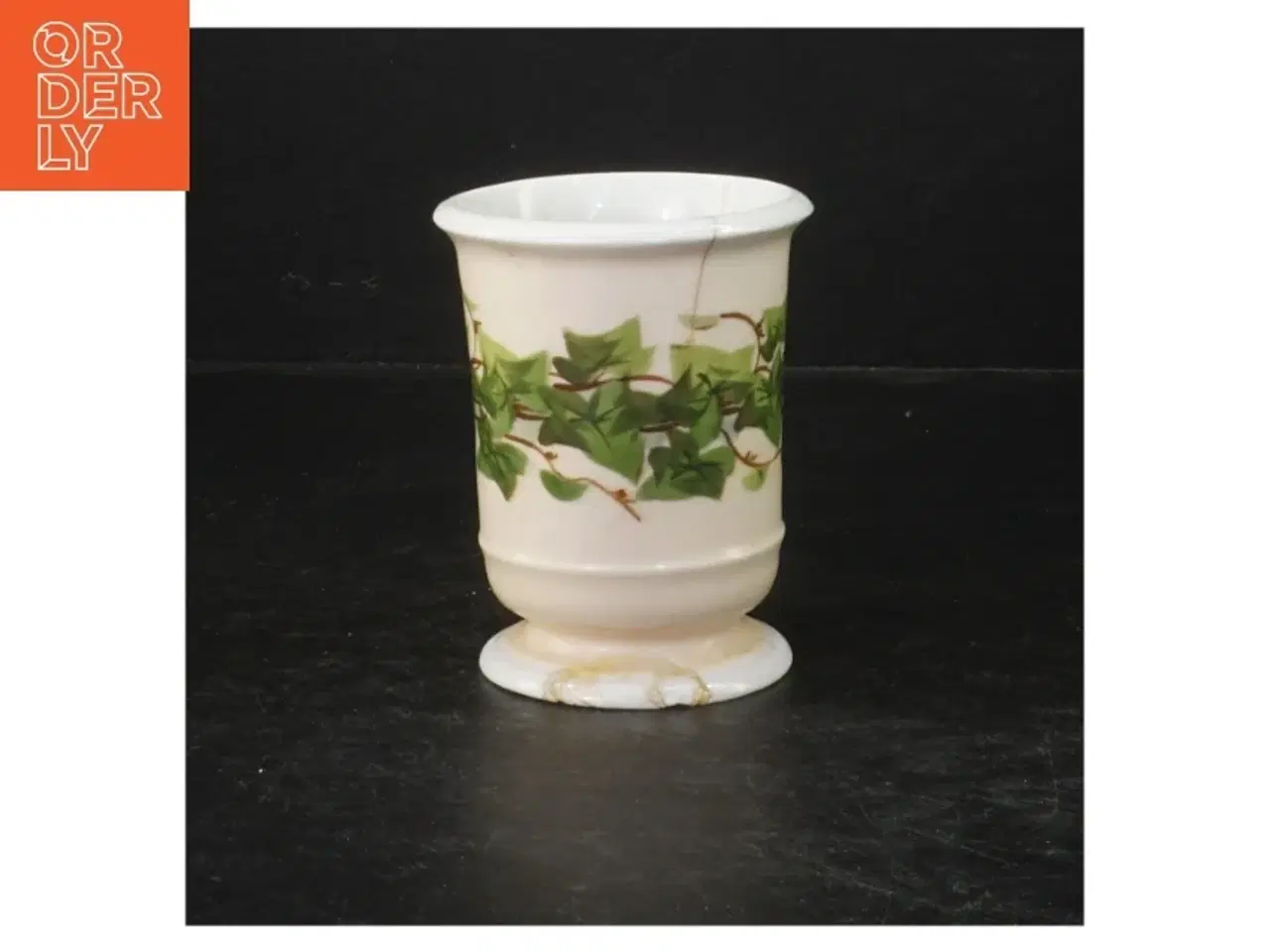 Billede 2 - vase fra B&G (str. Ø. 8 cm. længde, 10 cm)
