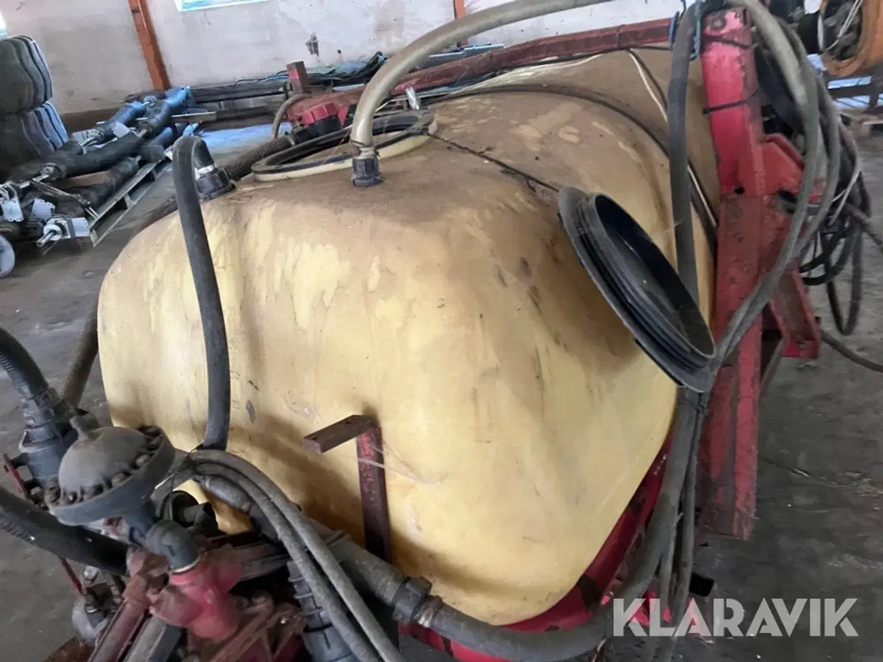 Billede 12 - Gødningstank 1500 liter Hardi frontmonteret